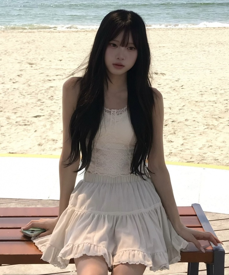 페미닌 레이스 나시 흰색