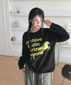 하프톤 루즈핏 홀스 레터링 프린팅 긴팔 티셔츠 가을 가을옷 롱슬리브 블랙