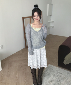 페퍼 폴딩밴딩 셔링 플레어 A라인 레이스 미디 스커트 파스텔그린