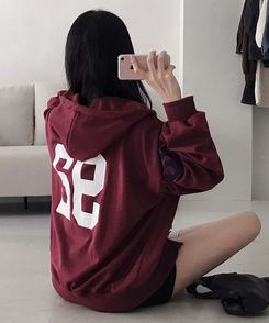 가을 필수템넘버링 투웨이 빈티지 자수 루즈핏 후드 집업 긴팔티 레드