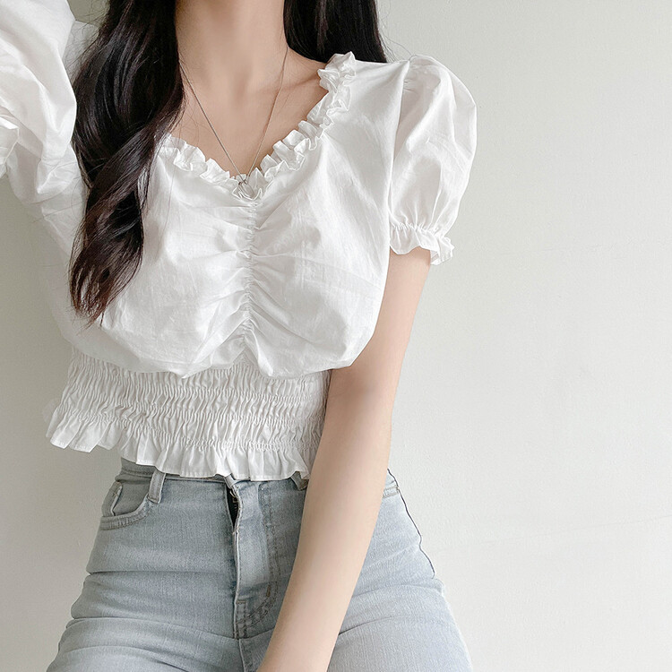 フリルシャーリングクロップブラウス ホワイト