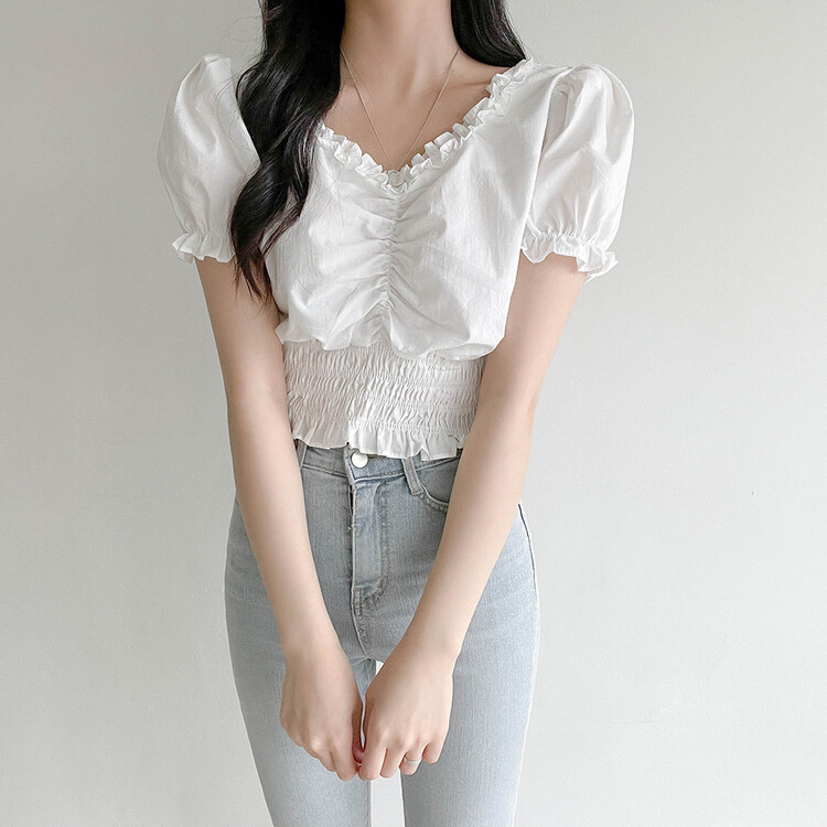 フリルシャーリングクロップブラウス ホワイト