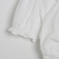 フリルシャーリングクロップブラウス