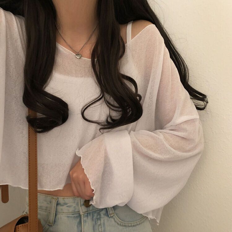 아일라 크롭 날라리 오프 니트 티셔츠 아이보리