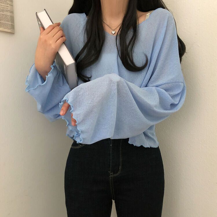 아일라 크롭 날라리 오프 니트 티셔츠 소라