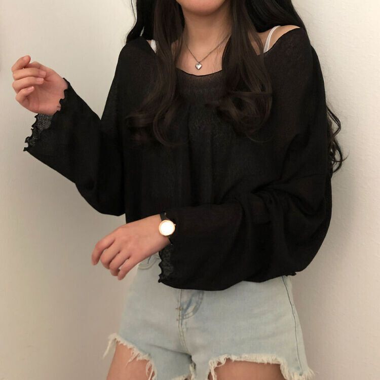 아일라 크롭 날라리 오프 니트 티셔츠 블랙