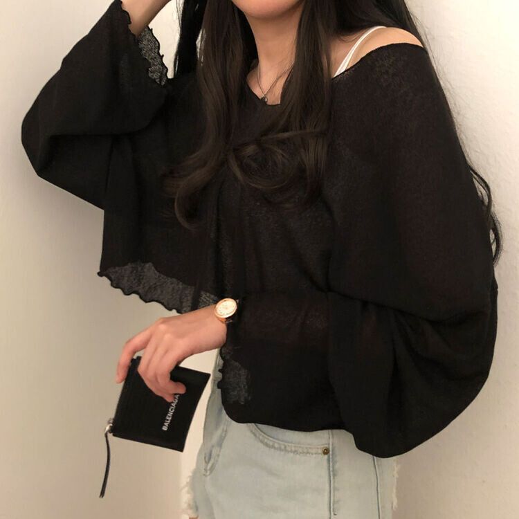 아일라 크롭 날라리 오프 니트 티셔츠 블랙